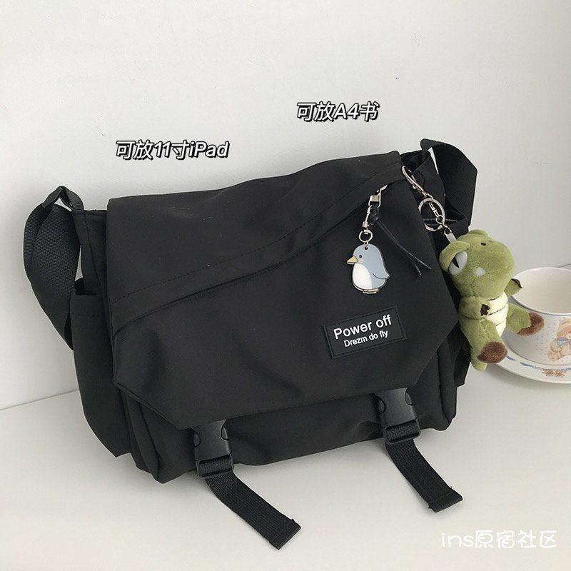 ○❁✴Sera  Korean Klein Blue Kapasitas Besar Tas Selempang Wanita Tas Sekolah Siswa Versi Korea All-Match Single Tas Sekolah Bahu Pria