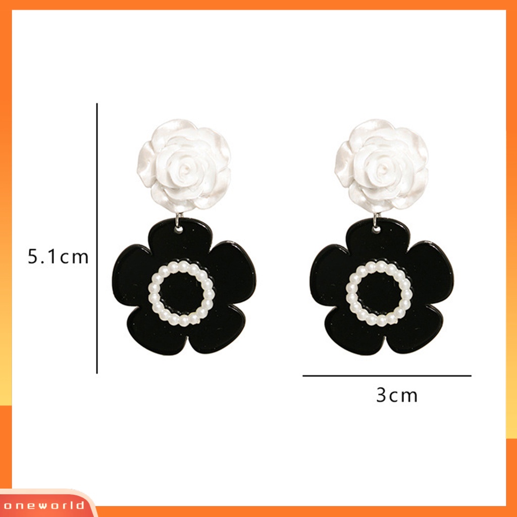 [EONE] 1pasang Anting Menjuntai Pola Bunga Retro Berlebihan Temperamen Electroplating Dekorasi Geometris Bunga Camelia Mutiara Imitasi Stud Earrings Perlengkapan Kostum