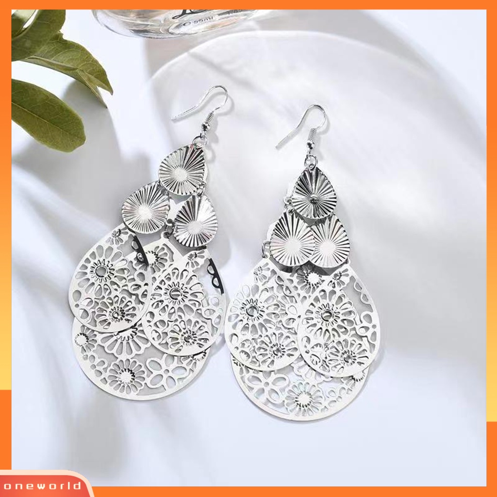 [EONE] 1pasang Anting Kait Berlebihan Retro Geometris Elegan Berongga Bunga Tetesan Air Liontin Wanita Menjuntai Anting Perhiasan Fashion