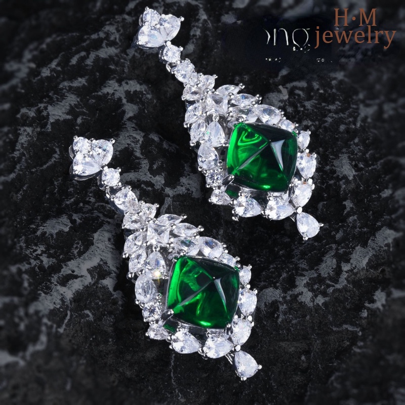 S925 Perak Vintage Emerald Diamond Stud Earrings Wanita Mewah Hijau Kristal Anting Panjang