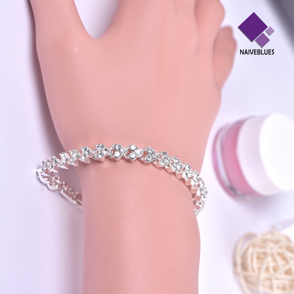 &lt; Naiveblues &gt; Gelang Wanita Hias Berlian Imitasi Berkilau Bangle Adjustable Untuk Pesta