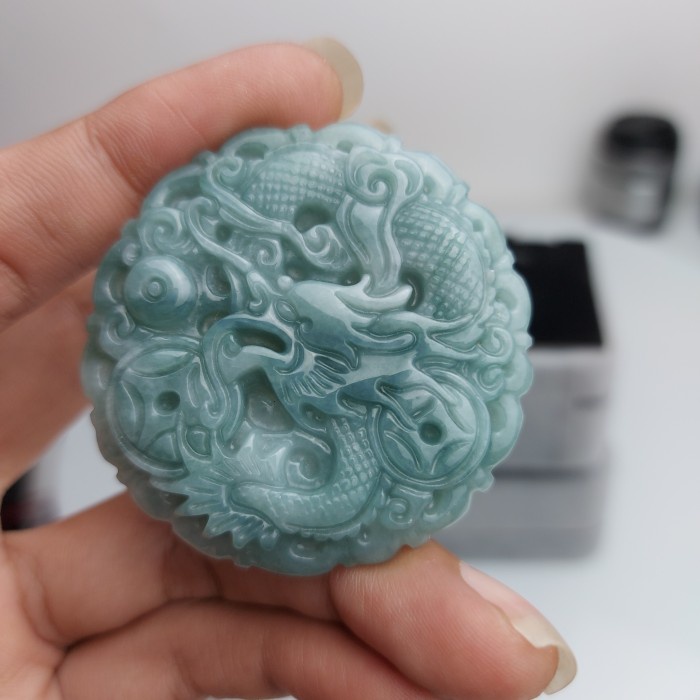 LIONTIN GIOK UKIR NAGA KEBERUNTUNGAN / KESEHATAN BATU GIOK ASLI BURMA