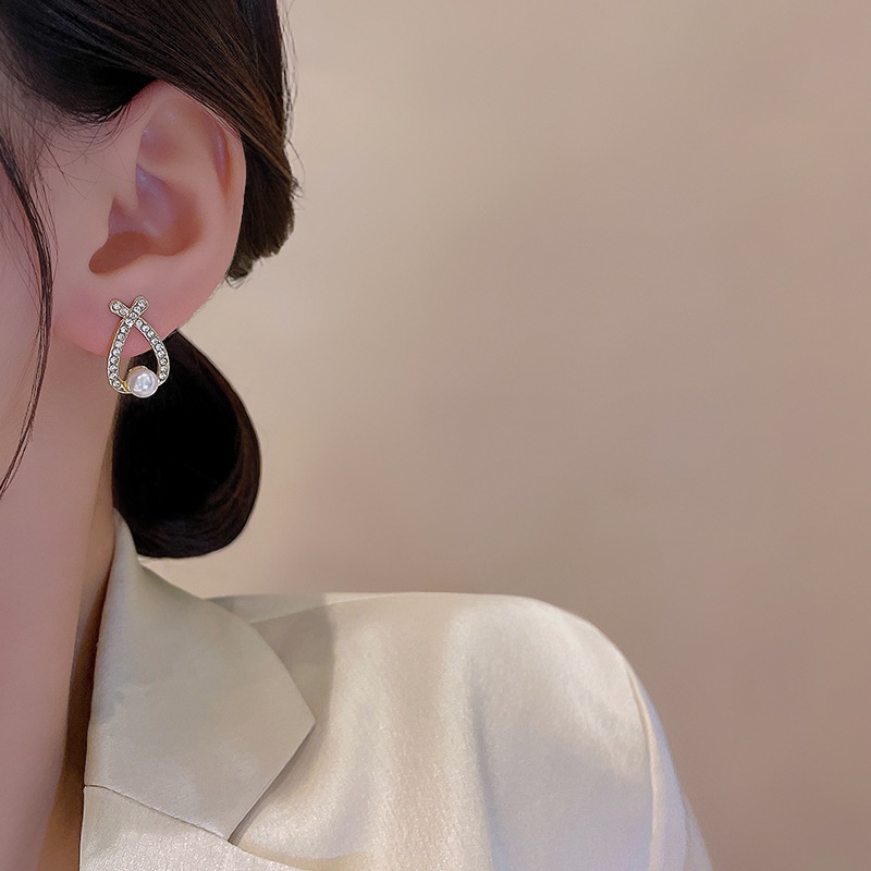 Anting Mutiara Salib Gaya Retro Anting Fashion Yang Indah Dan Premium Baru