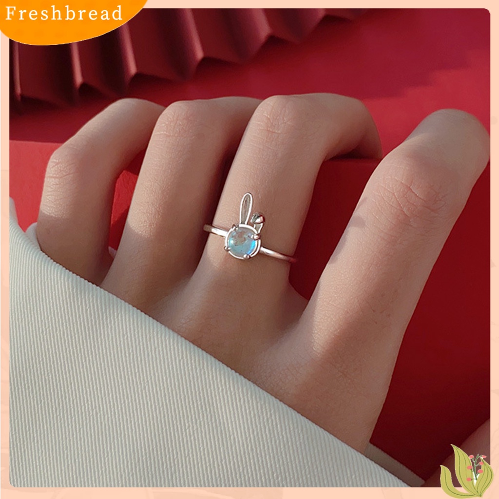 &lt; Freshbread &gt; Jari Band Kristal Imitasi Geometris Kilau Terang Mengkilap Poles Dekorasi Indah Minimalis Faux Moonstone Rabbit Rings Perhiasan Fashion