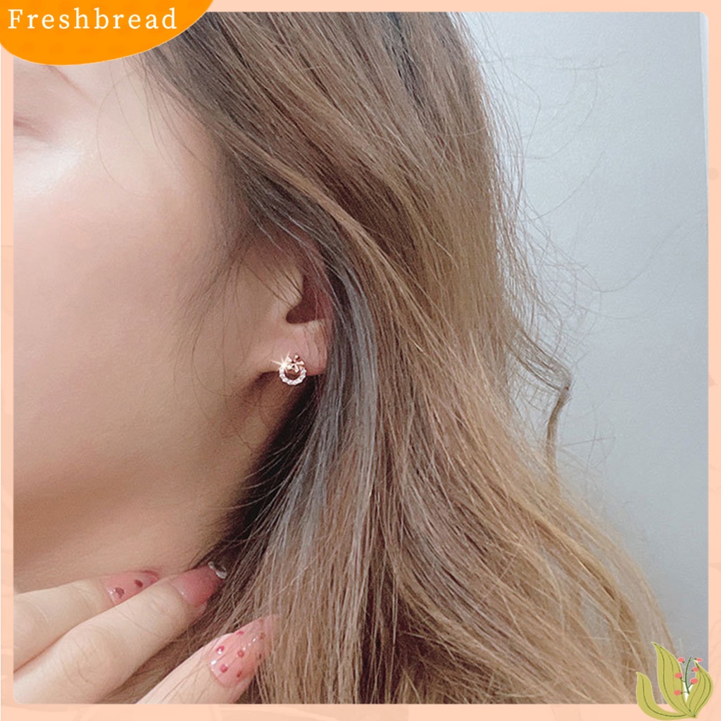 &lt; Freshbread &gt; 1pasang Ear Studs Round Ring Elegan Mini Hadiah Fashion Perhiasan Sparkling Cubic Zirconia Plum Blossom Women Earrings Untuk Harian