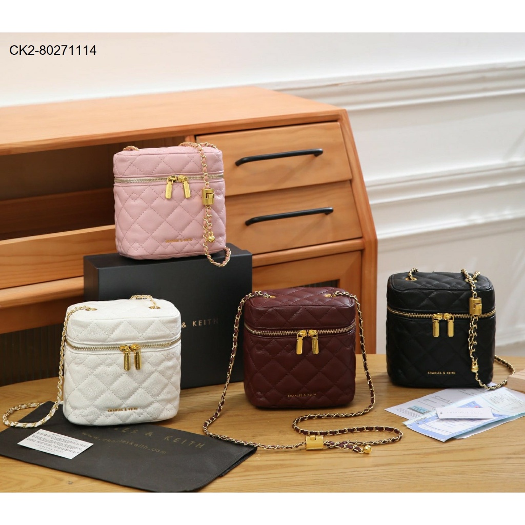 Kr Tas Wanita CK CK2-80271114 Nezu Quilted Boxy Bag Semi Platinum Leather Box Kulit 16cm