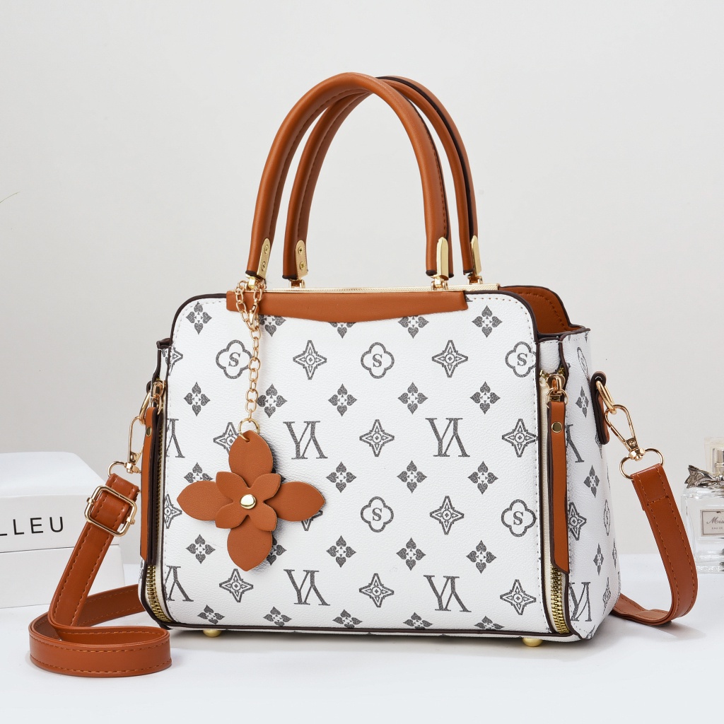 LX303606 Tas HANDBAG Motif Wanita Kekinian Ada Talpan + Gantungan Terbaru 1kg bisa 1 tas supplier tas import BQ3606 Termodis