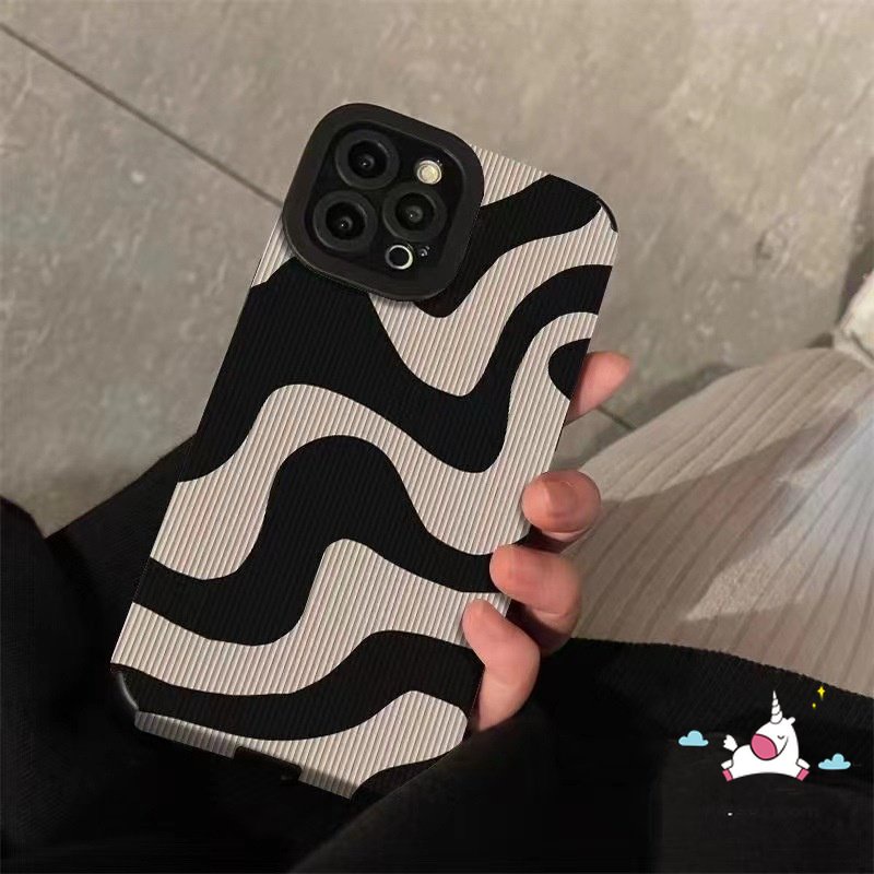 IPHONE Ins Art Pola Tidak Teratur Casing Ponsel Kompatibel Untuk Iphone11 14 12 13 Pro 7 8 Plus MAX XR X XS MAX Tekstur Kulit Mewah Trendi Merek Zebra Artistik Lembut Shockproof Cover