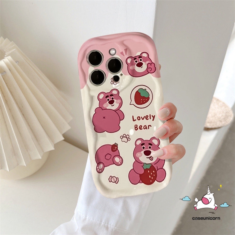 IPHONE Casing Ponsel Manyo Kartun Strawberry Doraemon Lucu Kompatibel Untuk Iphone11 13 12 14 Pro Max7 8 6s 6 Plus XR X XS Max SE 2020 3D Wavy Curved Edge Tpu Lembut Lovely Couple Cover