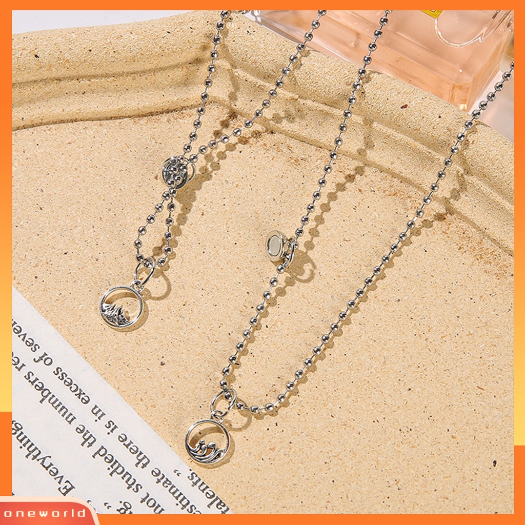 [ONE] 1pasang Kalung Bentuk Spaceman Kreatif Kalung Liontin Alloy Gaya Untuk Pasangan