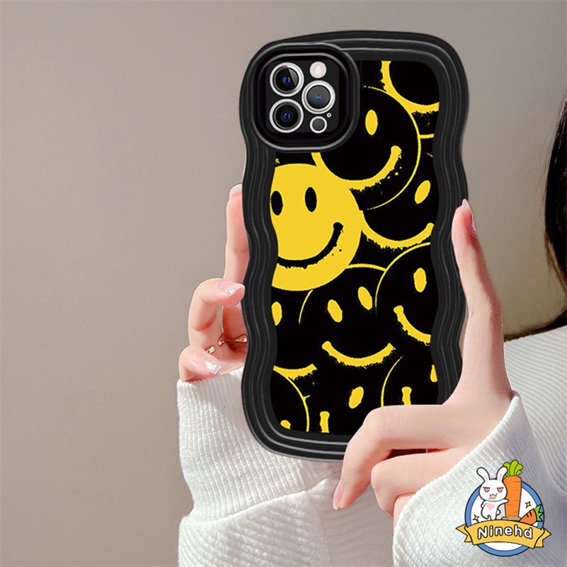 IPHONE Casing Kompatibel Untuk Iphone14 13 12 11 Pro Max X Xr Xs Max8 7 6 6s Plus SE 2020 Ins Fashion Simple Lucu Smiley Wavy Edge Phone Case Shockproof Matte Silikon Lembut Tpu Penutup Belakang