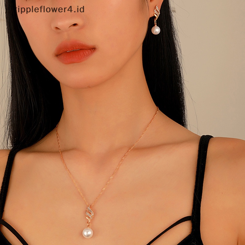 {rippleflower4.id} 3pcs/set Mutiara Imitasi Liontin Kalung Anting Set Wanita Berlian Imitasi Pernikahan Perjamuan Pesta Perhiasan Set Aksesoris Hadiah~