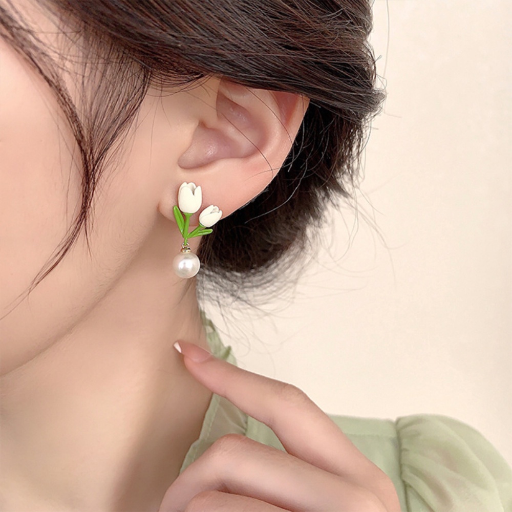 Deartiara2023 Anting Mutiara Tulip Baru Temperamen Fashion Wanita Anting Segar Kecil Anting Manis Dan Premium