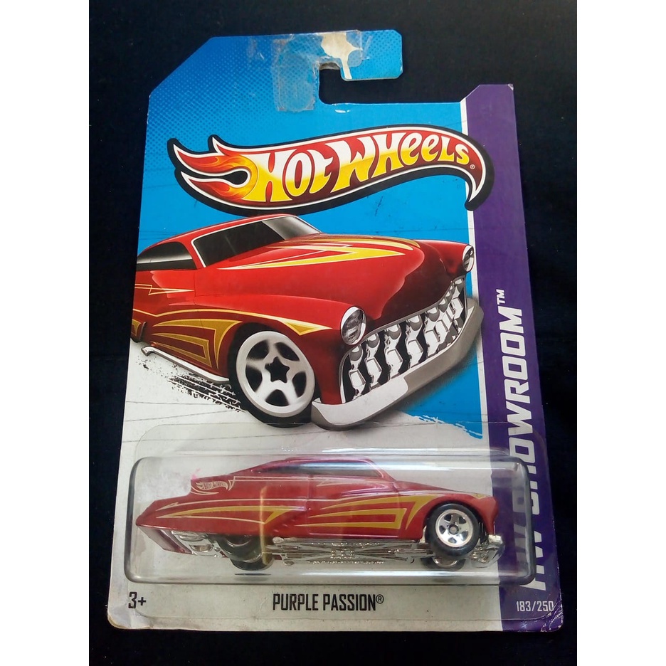 Hot Wheels - Purple Passion HW Showroom Red