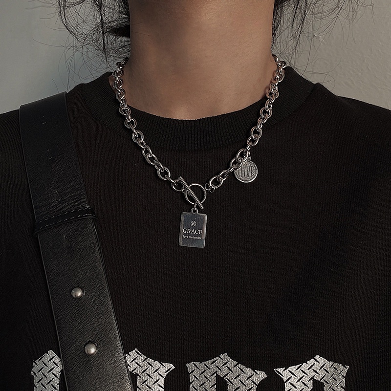 Gaya Punk All-Match Eropa Amerika Hip-Hop Tag Kalung Pria Wanita Gaya Keren Trendi Influencer Rantai Klavikula ins Cincin Gesper Kalung