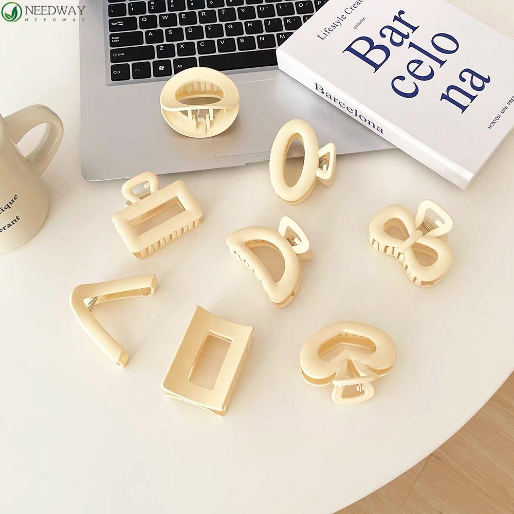 NEEDWAY Matte Hair Claw Elegant Fashion Resin Cuci Muka Mandi Putih Susu Wanita Claw Clips