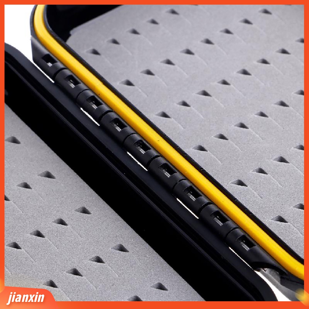 (In Stock) Umpan Pancing Portabel Case Tahan Air Tempat Penyimpanan Lalat Kotak Wadah Aksesori