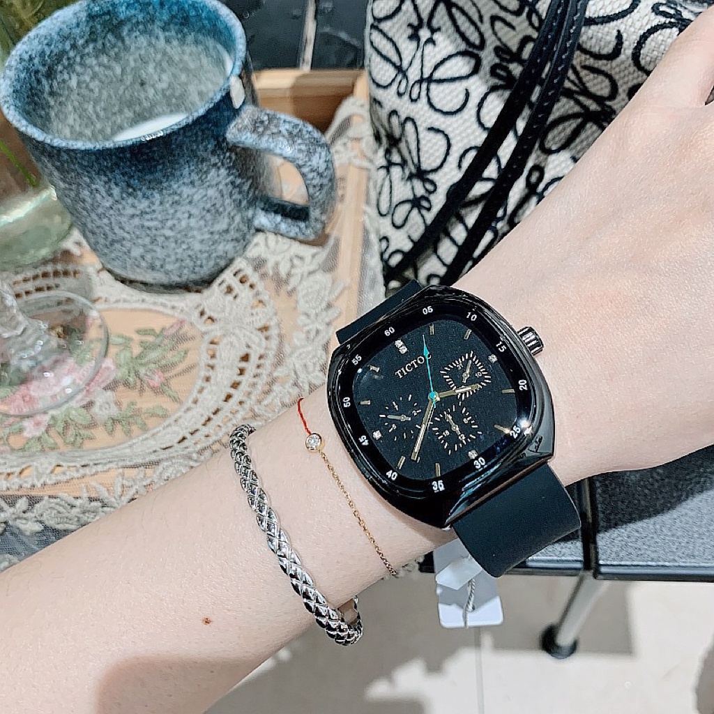 COD✅ Jam Tangan Wanita Fashion Segi Watch Analog Quartz Gaya Popularitas Rubber    S1298