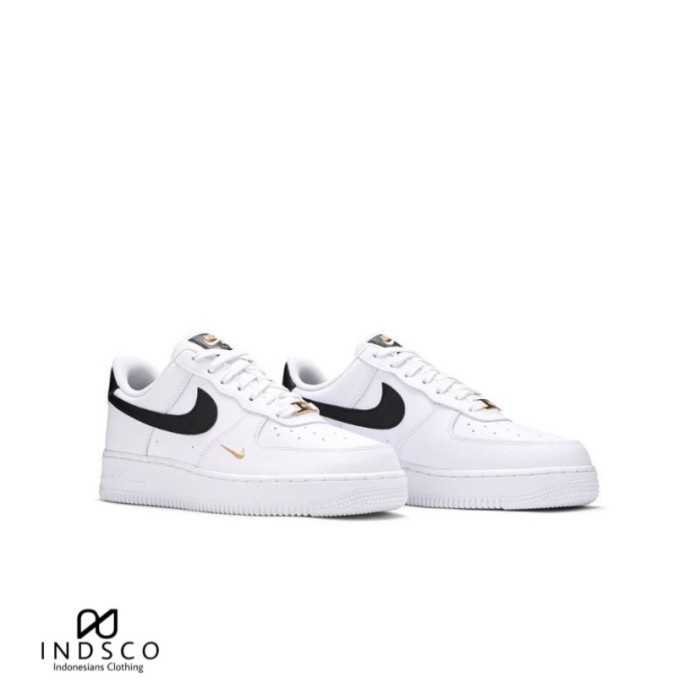 Sepatu Pria / Sepatu Wanita / Sepatu Nike Air Force 1 Low Essential - White Blackgold, 41
