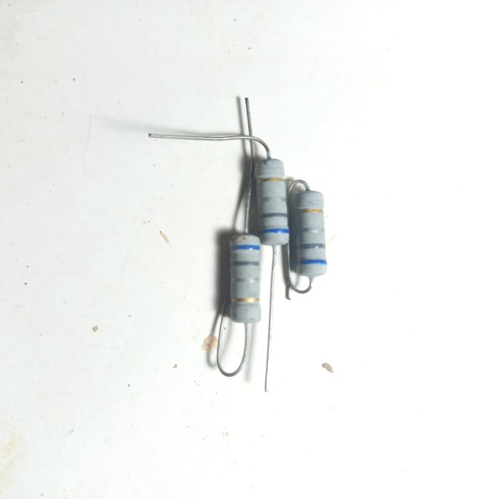 resistor R carbon film 0.68OHM 2w 0.68 ohm 2watt 2 w watt 0.68R 0,68 biru abu perak emas