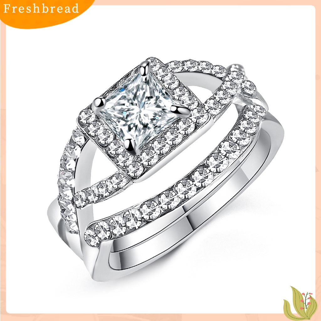 &lt; Freshbread &gt; 2Pcs/Set Wanita Cincin Set Shiny Cubic Zirconia Sparkling Geometric Electroplated Surface Dekoratif Hadiah Wanita Fashion Stackable Rings Set Perhiasan Untuk Pernikahan