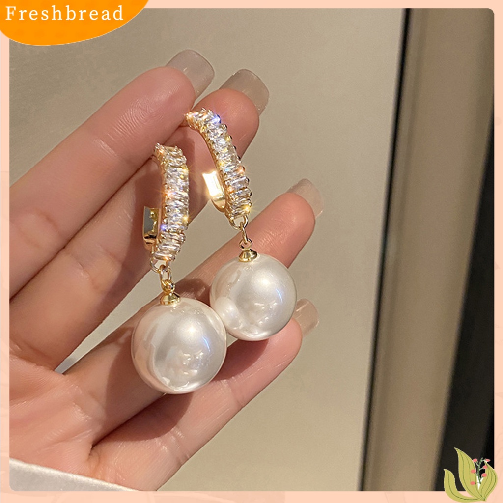 &lt; Freshbread &gt; 1pasang Anting Menjuntai Kubik Zirkon Tindik Fashion Korea Mutiara Imitasi Wanita Besar Liontin Menjuntai Earrings Untuk Pesta