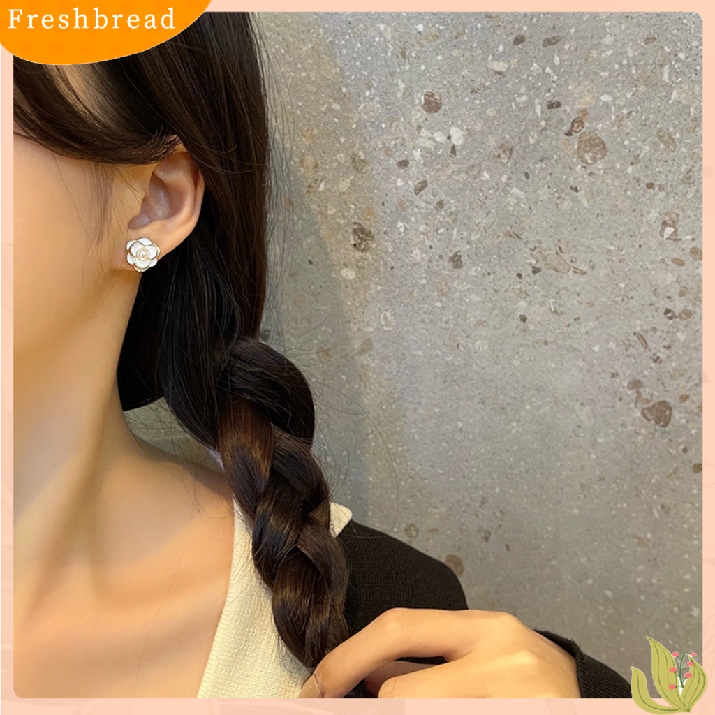 &lt; Freshbread &gt; 1pasang Wanita Ear Studs Bunga Perhiasan Mutiara Imitasi Gaya Korea Camellia Manset Telinga Hadiah Ulang Tahun