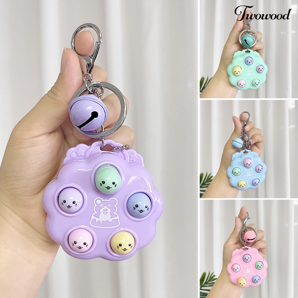 Twowood Whack-a-mole Gantungan Kunci Indah Nostalgia Kartun Liontin Dengan Bell Menghilangkan Bosan Gelisah Mainan Mini Portabel Konsol Game Gantungan Kunci Hadiah Natal
