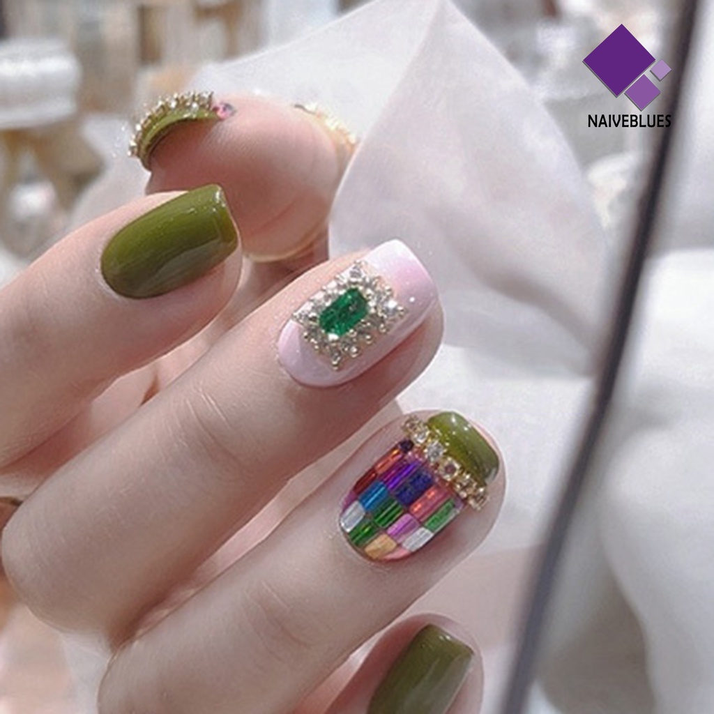 [naiveblues] Hiasan Nail Art Tempel Bersinar Mudah Cantik Kreatif DIY Ringan Splicing Persegi Multicolor