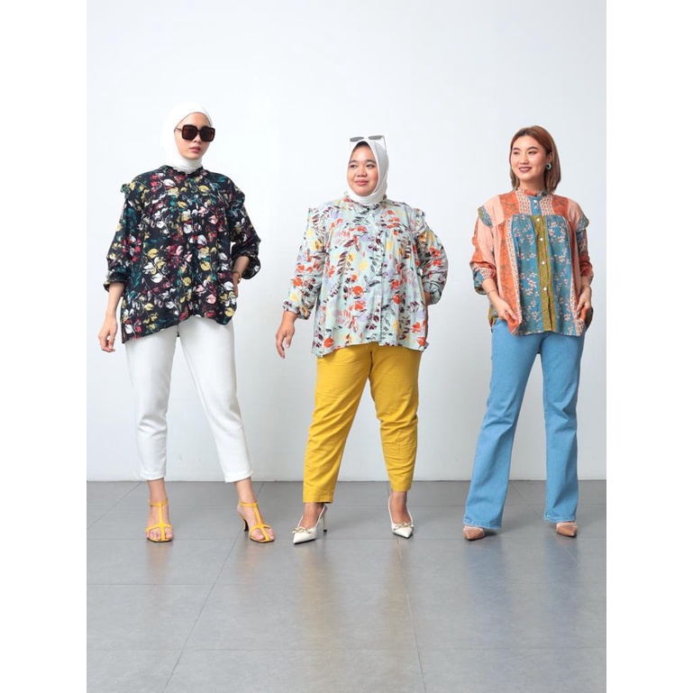 Kemeja Wanita Mecca Oversize 2301.02.069