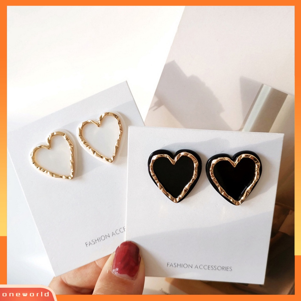 [WOD] 1pasang Indah Menawan Wanita Anting Hadiah Enamel Bentuk Hati Stud Earrings Perhiasan Aksesori