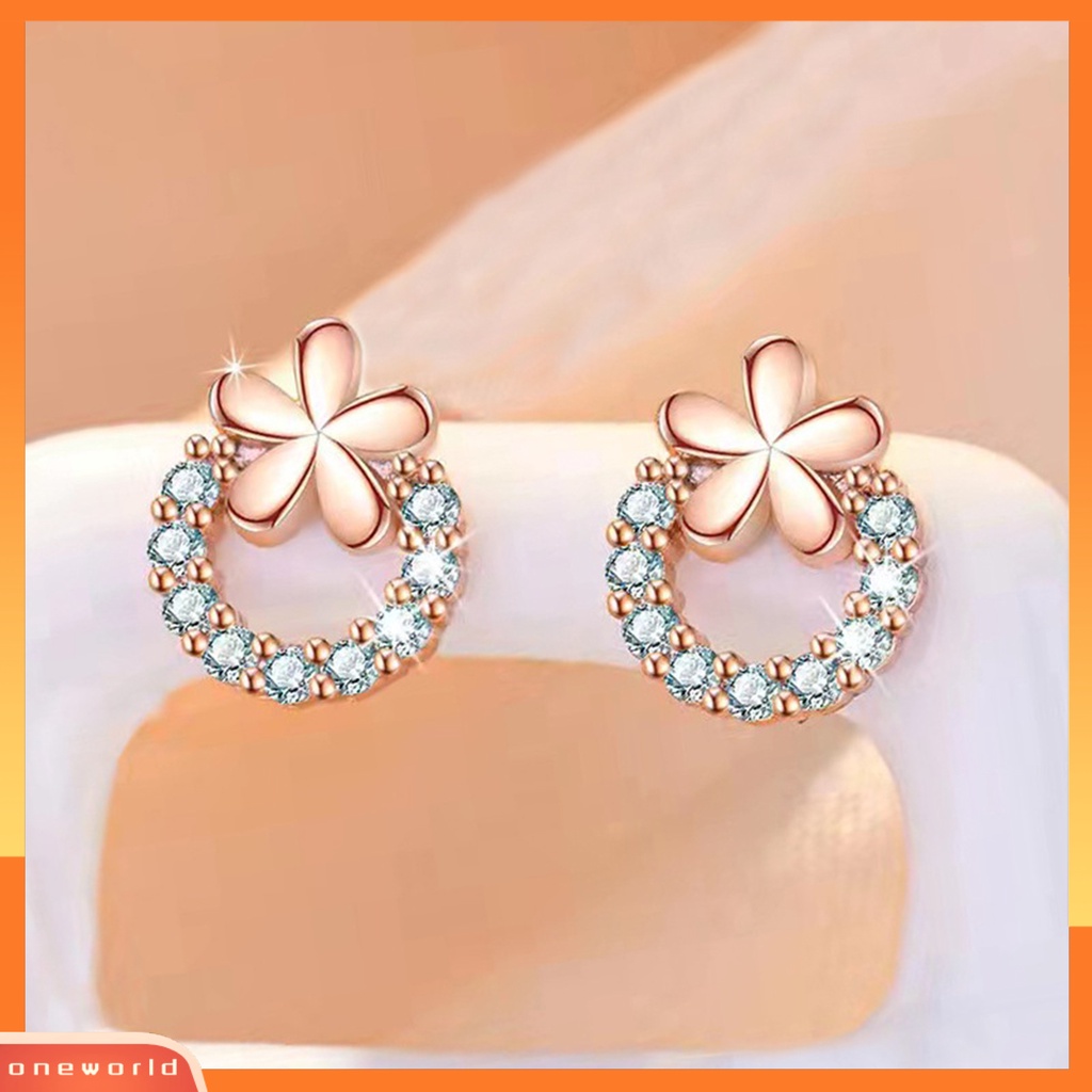 [WOD] 1pasang Ear Studs Round Ring Elegan Mini Hadiah Fashion Perhiasan Sparkling Cubic Zirconia Plum Blossom Wanita Anting Untuk Harian