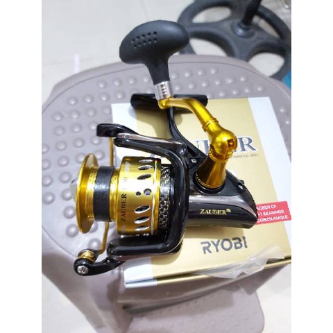 Reel Pancing Ryobi Zauber CF 2000 3000 body carbon