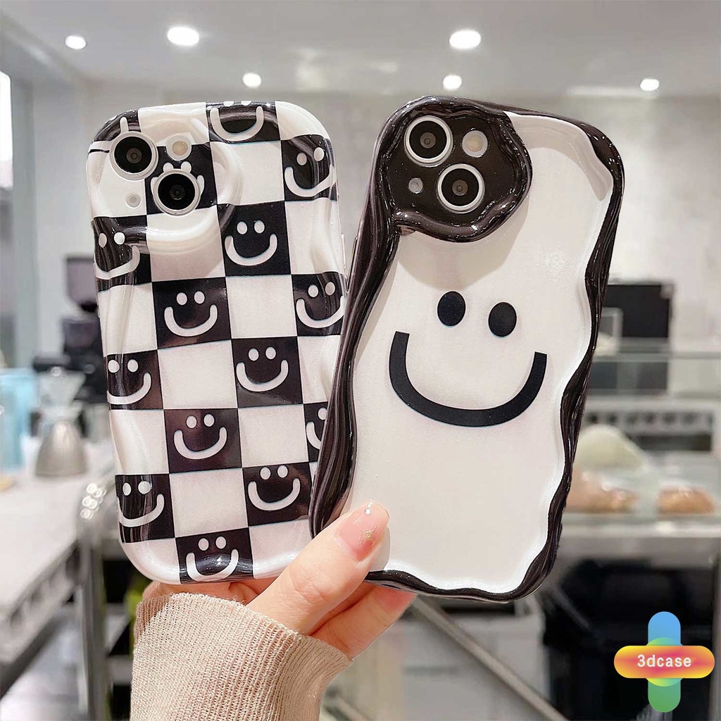 Checkerboard Kartun Lucu Smile Lembut Case Untuk Samsung A14 A22 A13 A04 A04S A52 A12 A03 A03S A23 A32 A50 A02S A20 A51 A24 A50S A30S A52S A30 M12 M22 M32 A125 A13 Lie A14 LTE A037F F12 M04 M10S M02S A025 A205 3D Wavy Curved Edge Glossy Anti-fall Case
