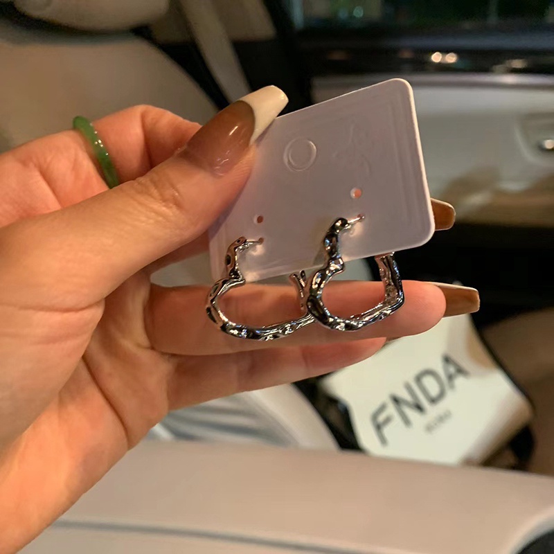 Anting Wanita Model Hati Bahan Alloy Korea