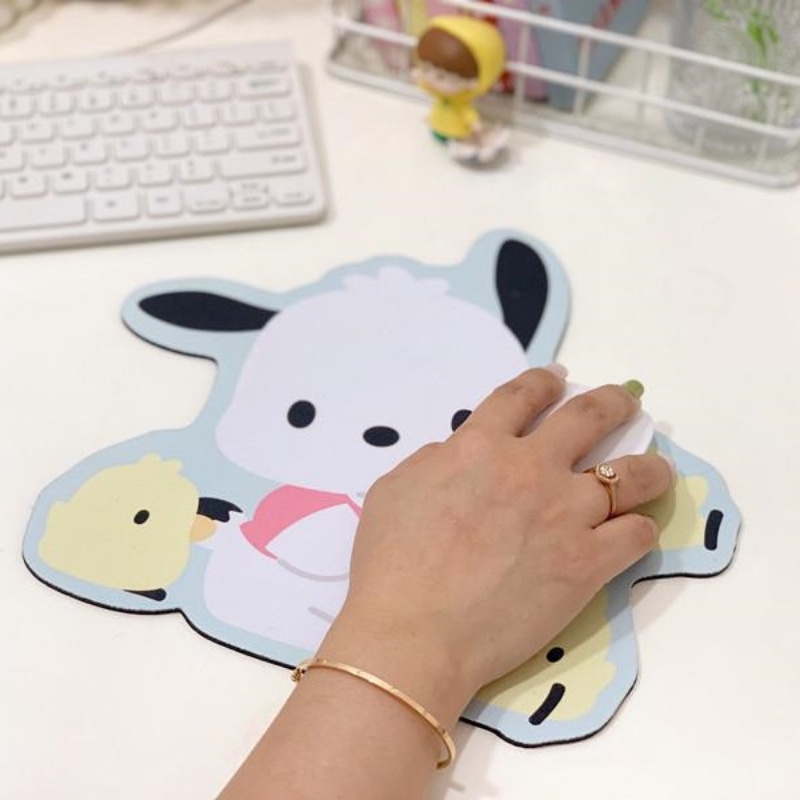 Sanrio Mouse Pad Kuromi Lucu Kartun Tidak Teratur Lembut Tebal Anti-Slip Panas Alas Meja Gaming Komputer