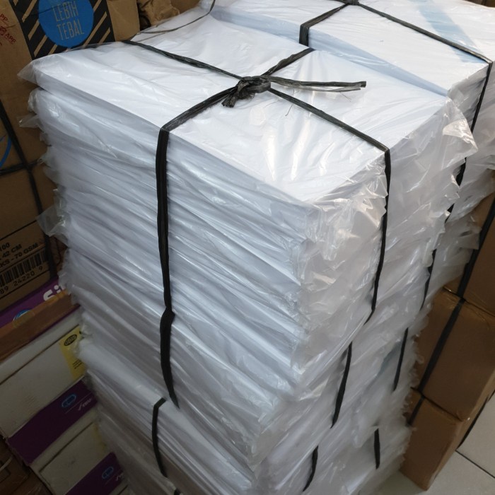 

Karton BC Folio Kertas Manila HVS F4 160 gsm Brief Card Doff Soft