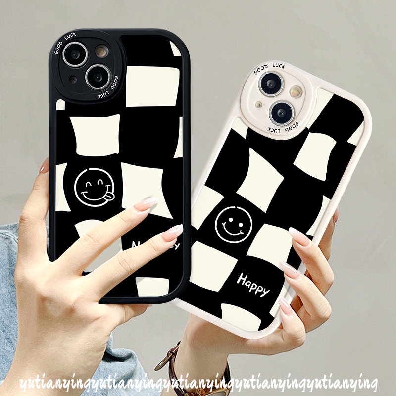 IPHONE Casing Ponsel Kotak-Kotak Hitam Putih Fashion Kompatibel Untuk Iphone11 13 14 12 Pro Max7 Plus XR X XS Max7 8 6s 6 14 Plus SE 2020 Wajah Senyum Lucu Lembut TPU Pasangan Cover