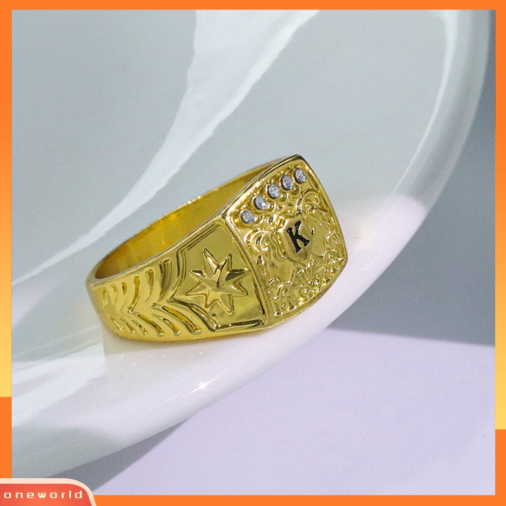 [EONE] Bertatahkan Berlian Imitasi Huruf K Cetak Pria Cincin Pola Unik Fashion Penampilan Pernikahan Band Perhiasan Aksesoris
