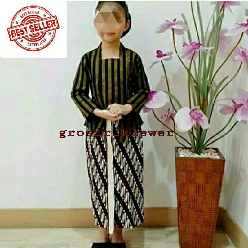 Lurik Kebaya lurik anak // kebaya jawa anak // baju jawa anak perempuan. // baju adat anak perempuan