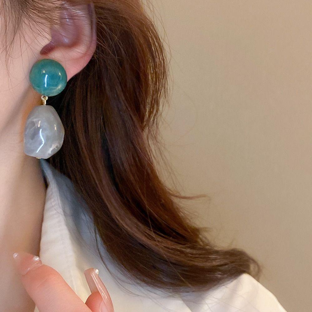 Mxbeauty Korea Ear Studs Grey White Pendant Bulat Elegan Indah Sederhana Tidak Teratur Drop Earrings