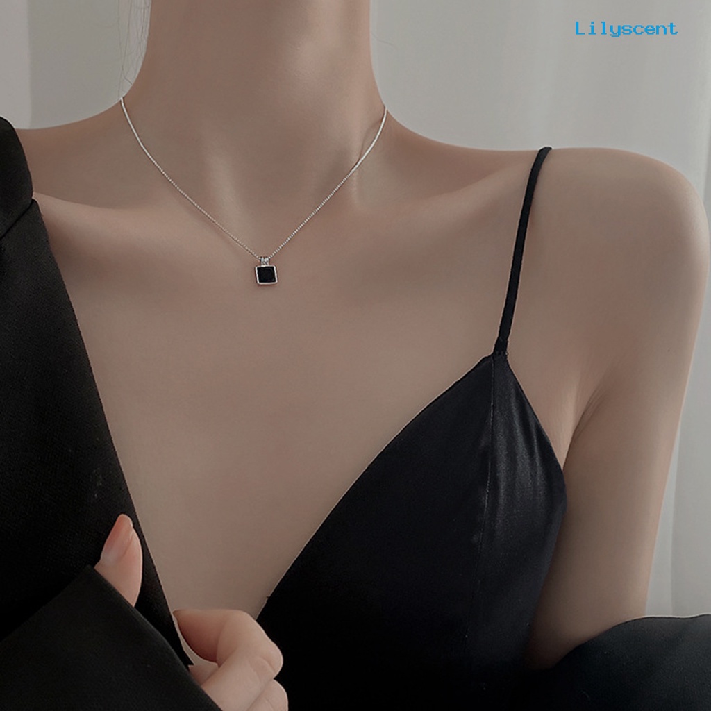 [LS]Wanita Kalung Geometris Mewah Elegan Warna Emas Perak Hitam Persegi Liontin Klavikula Kalung Fashion Perhiasan