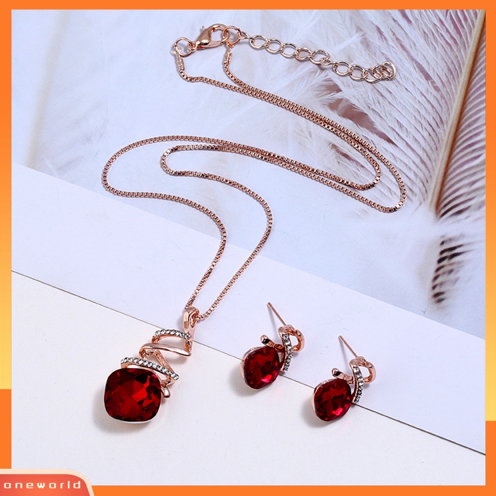 [ONE] 1set Wanita Kalung Geometris Cubic Zirconia Memutar Elegan Merah Persegi Berlian Imitasi Bertatahkan Stud Earrings Kit Fashion Perhiasan