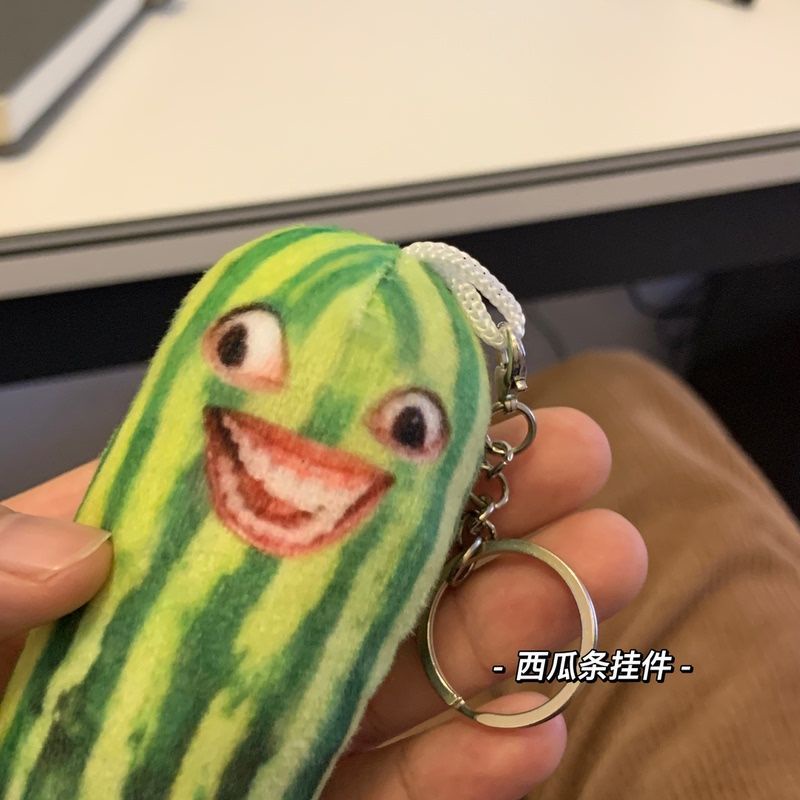 Tiktok Gantungan Kunci Semangka Lucu Bisa Bicara Wacky Emoticon Pendant Watermelon Man Efek Spesial Voice Keyring