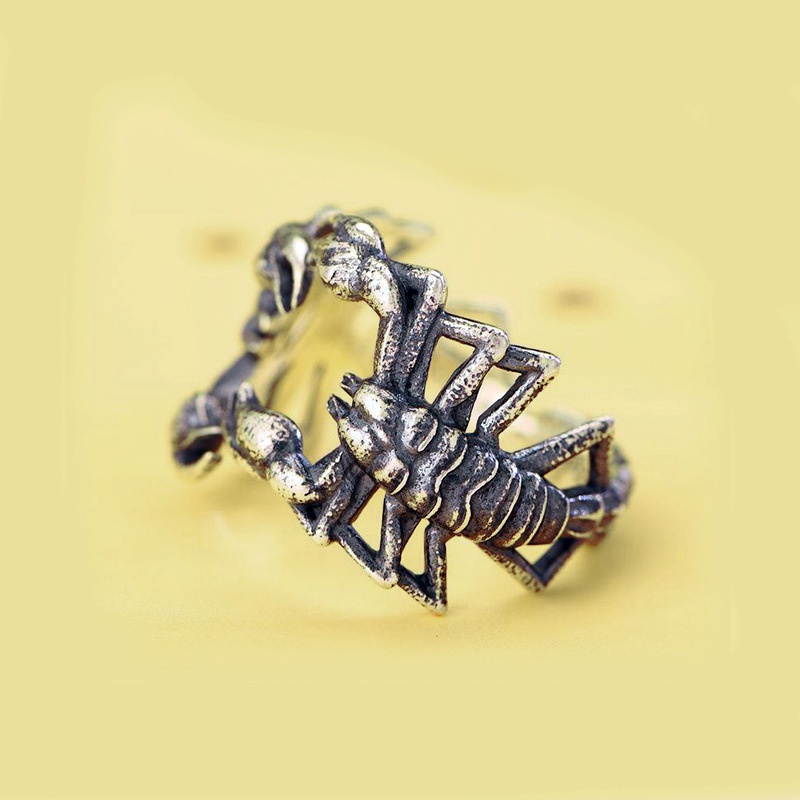 Bold Cincin Scorpion Vintage Untuk Pria Dengan Band Adjustable, Aksesori Yang Cocok Untuk Trendsetter