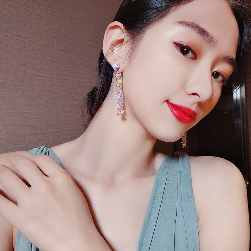 Jepang Korea Elegan Indah Berlian Imitasi Rumbai Gaya Baru Anting Fashion Panjang