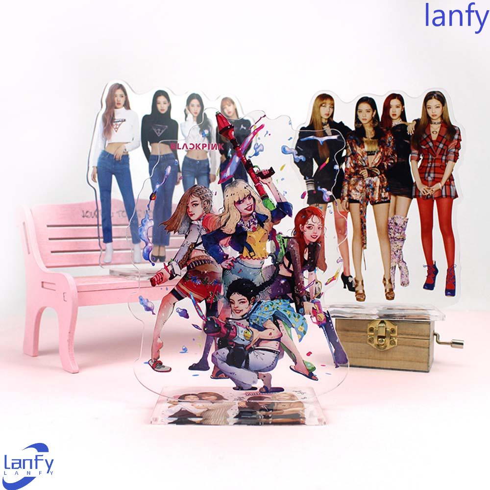 Lanfy BLACKPINK Fashion Korea Group KPOP Bintang Koleksi Mainan JISOO Action Figure LISA Figure Dekorasi Desktop Standing Kartu