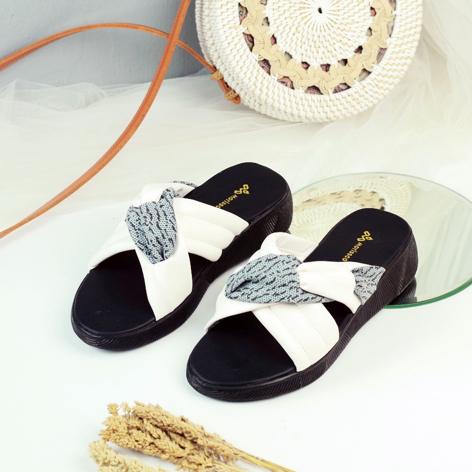 Sandal Wanita Low Wedges Silang Casual MC-JJ 09