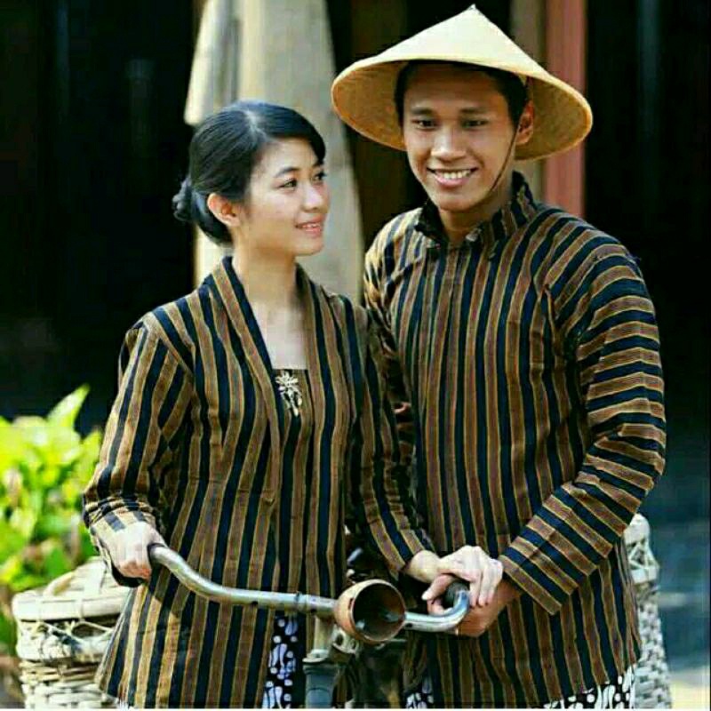 Kebaya dan Sorjan Baju lurik pria - baju lurik wanita - baju adat jawa - kebaya lurik -Lurik - surja