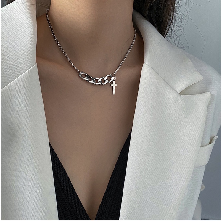 Kalung Salib ins Gaya Keren Influencer Kepribadian Necklace